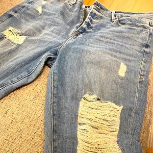 Good American Good Legs ripped jeans